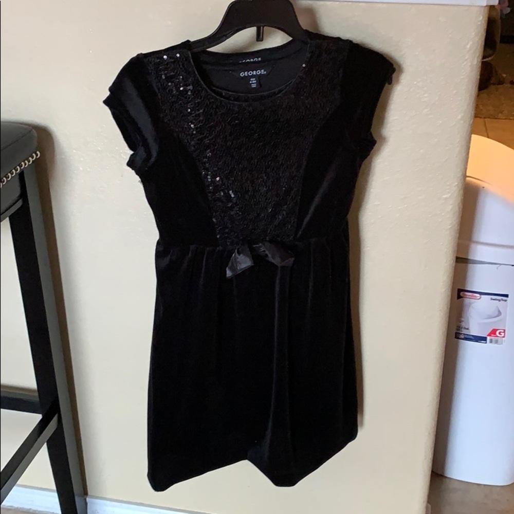 Black dress with sequence